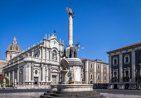 Oct 12, 25 - Catania, Sicily