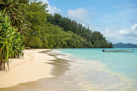 Dec 18, 26 - Aukena, Gambier Islands