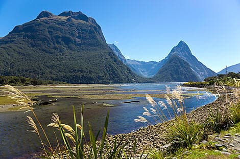 Jan 14, 27 - Milford Sound