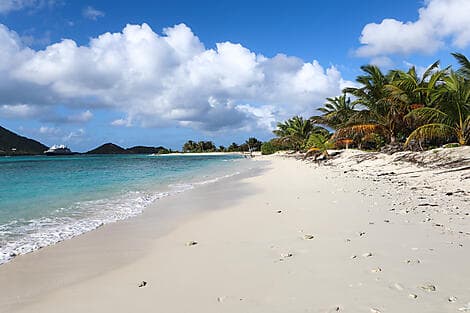 Mar 3, 27 - Sandy Island, Carriacou