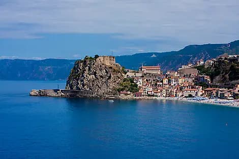 Nov 11, 25 - Reggio di Calabria 