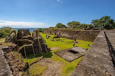 Mar 28, 27 - Fort San Lorenzo (Colón)
