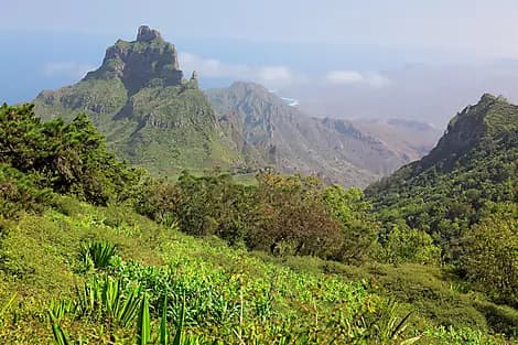 Nov 23, 26 - São Nicolau