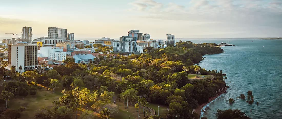 GLIMPSE OF DARWIN