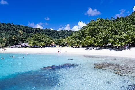 Sep 1, 26 - Champagne Beach, Espiritu Santo Island