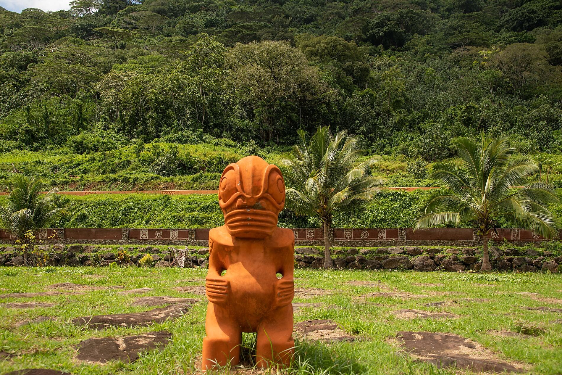 Polynesian Bliss: Marquesas and Tuamotu 