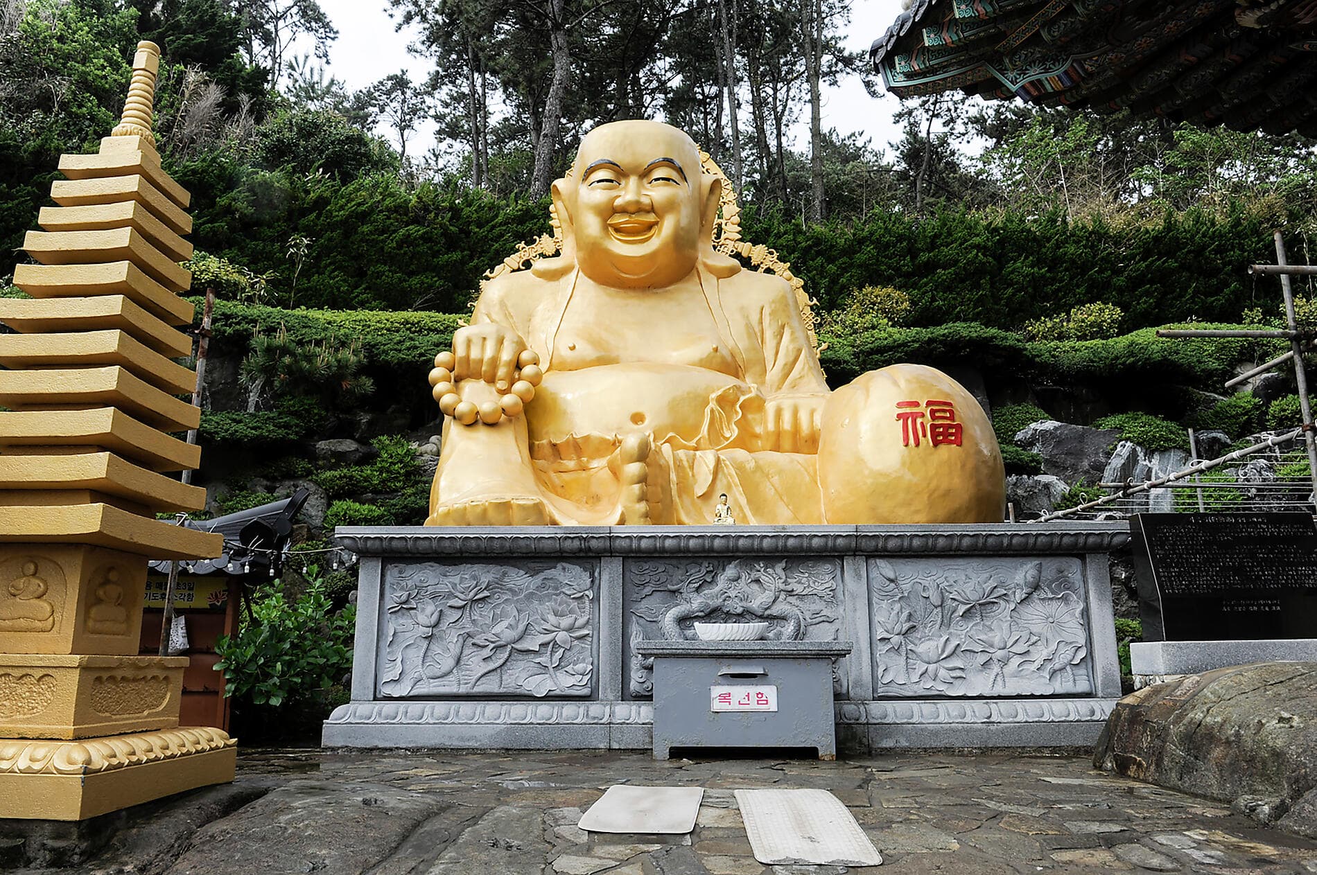 Treasures of Japan and South Korea by Sea – with Smithsonian Journeys