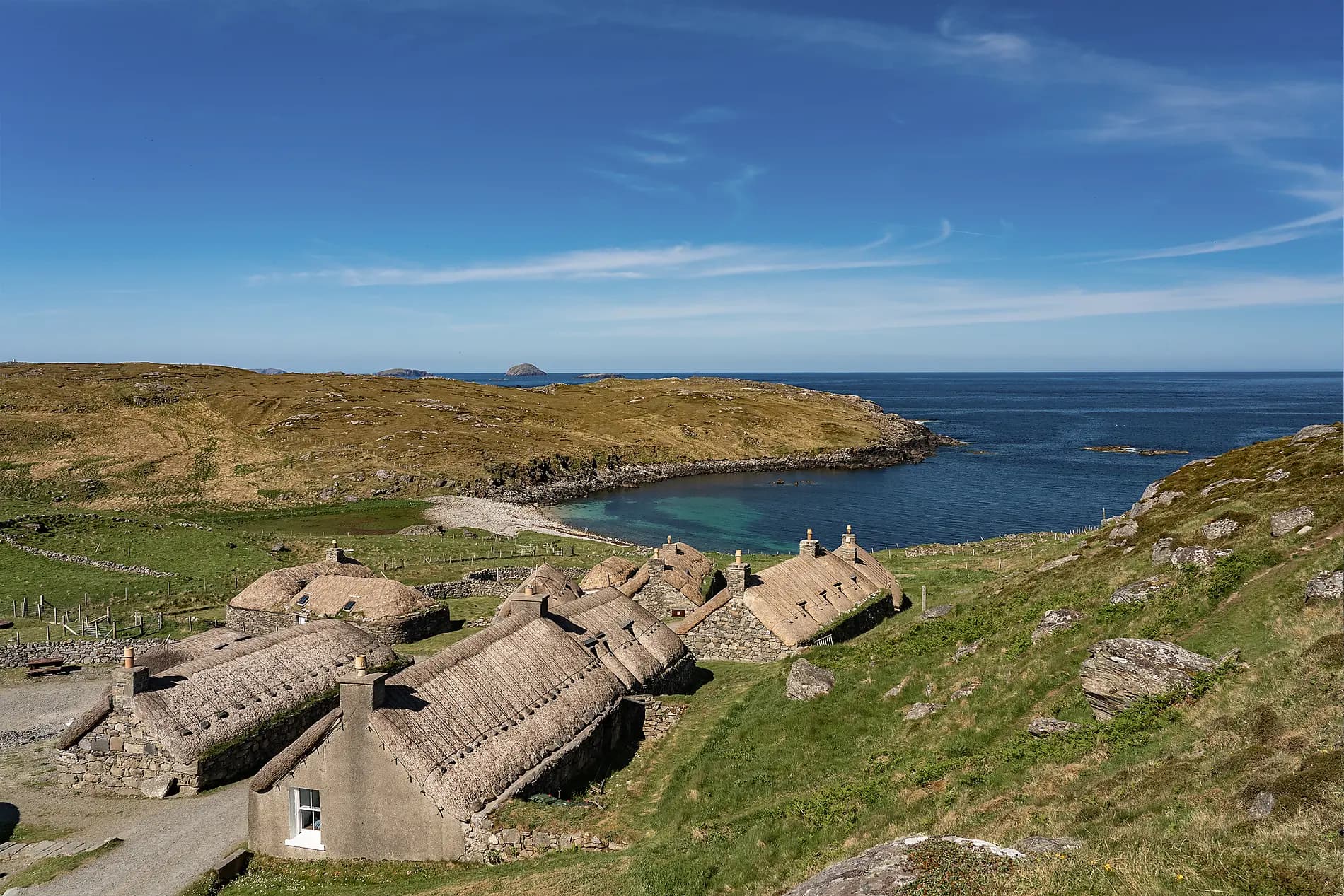 Hebrides and Highlands, lands of legends 