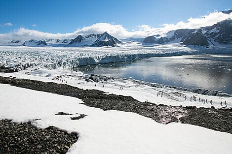Aug 2, 26 > Aug 1, 26 - Lilliehöök Glacier