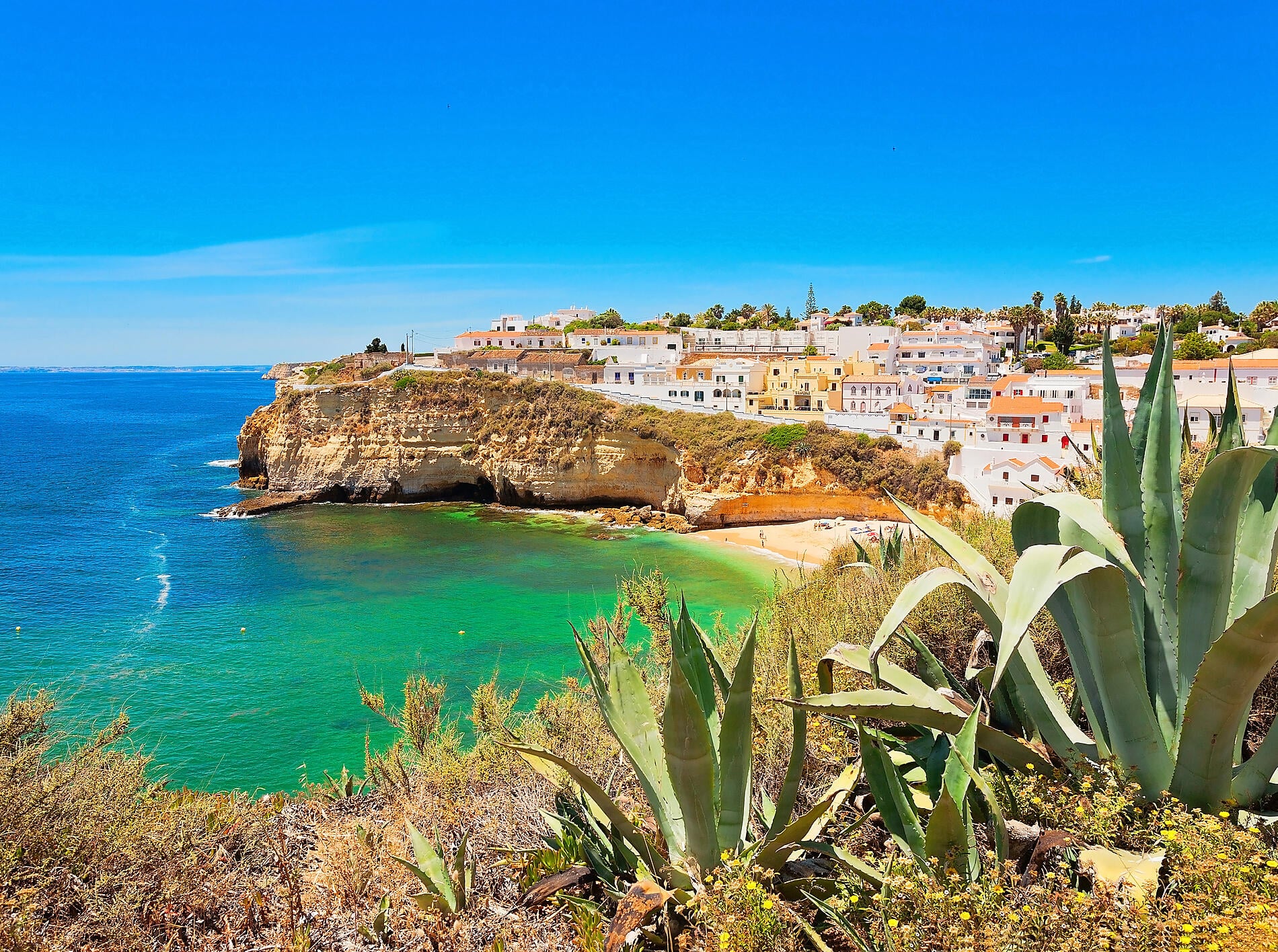 Volcanic islands and historic cities of the North Atlantic Volcanic islands and historic cities of the North Atlantic