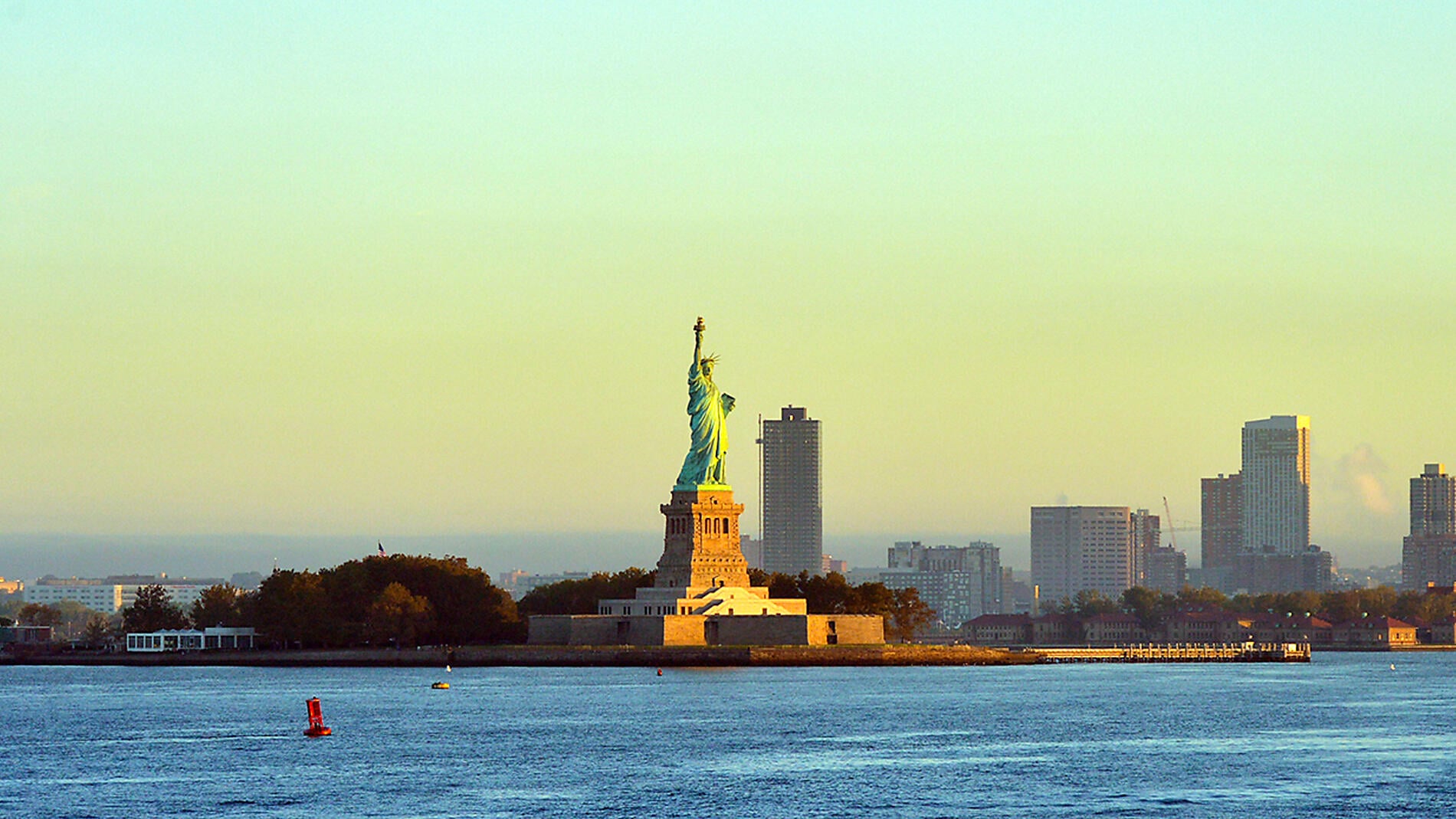 From Québec to the Big Apple: nature & remarkable cities From Québec to the Big Apple: nature & remarkable cities