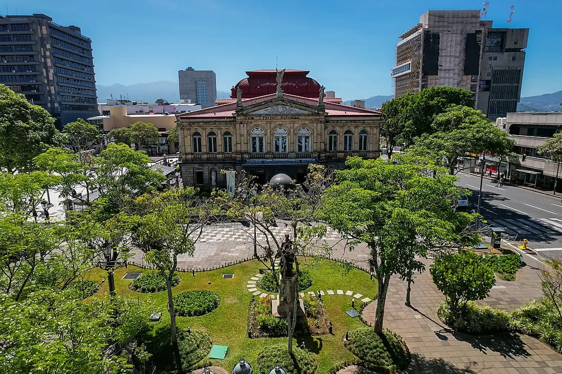 San José, a Cultural Treasure (1 night)